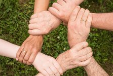 Mít své místo: Noc venku 2025 v Mělníku pomůže lidem bez domova