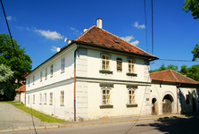 Rodný dům Antonína Dvořáka v Nelahozevsi je opravený. V budoucnu přibude meditační zahrada Rodný dům Antonína Dvořáka v Nelahozevsi je opravený. V budoucnu přibude meditační zahrada